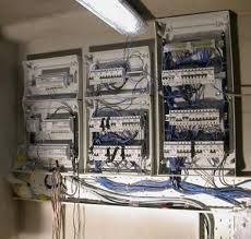 Esempio di asseblaggio di Quadri Elettrici e/o quadristica in generale